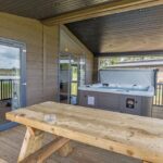 Woodhall Country Park – award-winning holiday park and nature retreat in Lincolnshire, UK